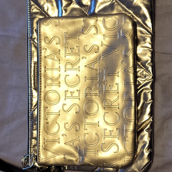 Trio of Victoria's Secret gold and pink sparkle pouches wristlets - Picture 4 of 13